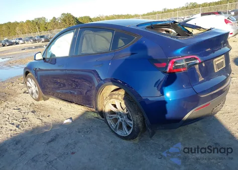 2023 Tesla Model Y Awd/Long Range Dual Motor All-Wheel Drive from USA, damaged, VIN 7SAYGDEE3PA171525